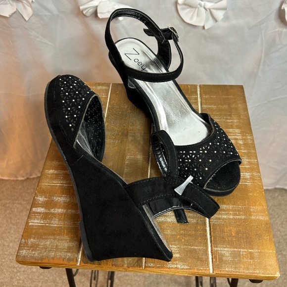 Zoey Wedge  Black Dress Shoes - Picture 2 of 4